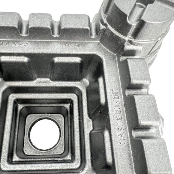 Nordic Ware Castle Bundt Cake Pan 10-Cup Made In USA - Picture 5 of 11